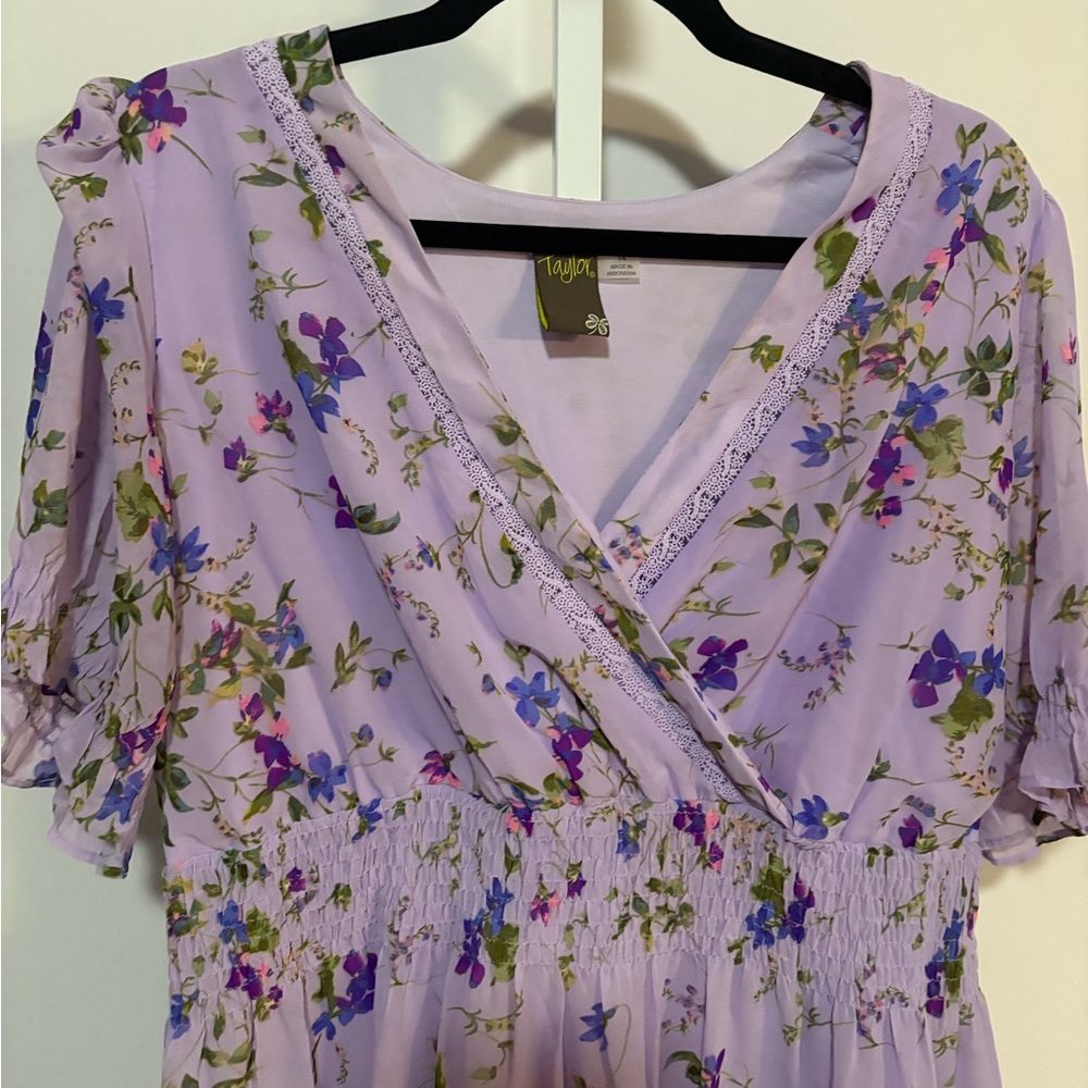 Taylor Lavender Floral Mini Dress - Picture 4 of 4